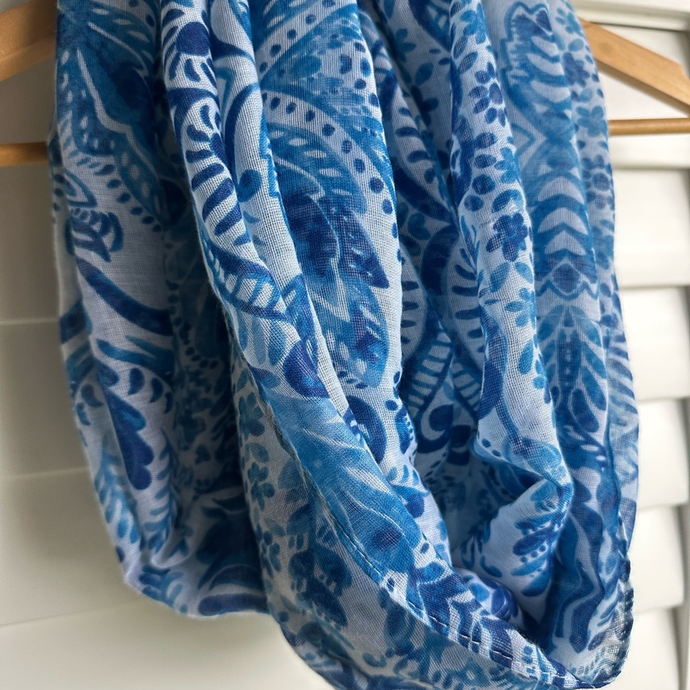 Blue Patterned Infinity Scarf - Picture 3 of 6